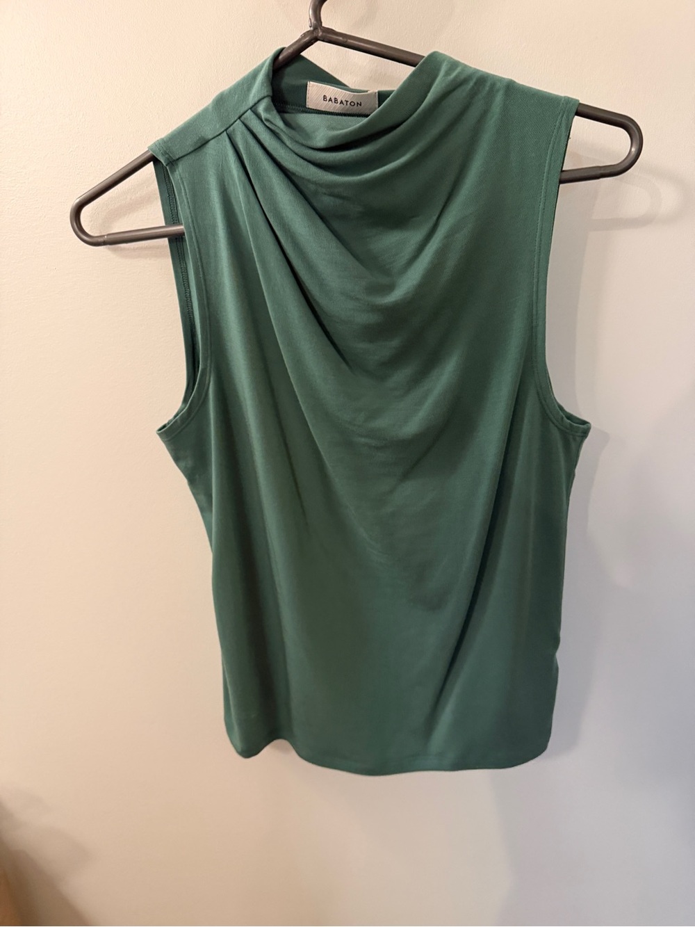 Aritzia BABATON Sleeveless Drape Neck Tank Top - XS